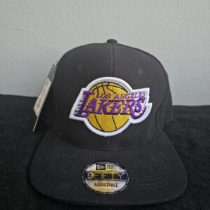 GORRA NEGRA LAKERS
